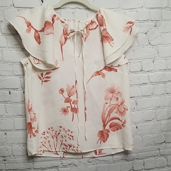 MOTF Tops - MOTF Womens Top XSmall Flutter Sleeve Ruffle EUC